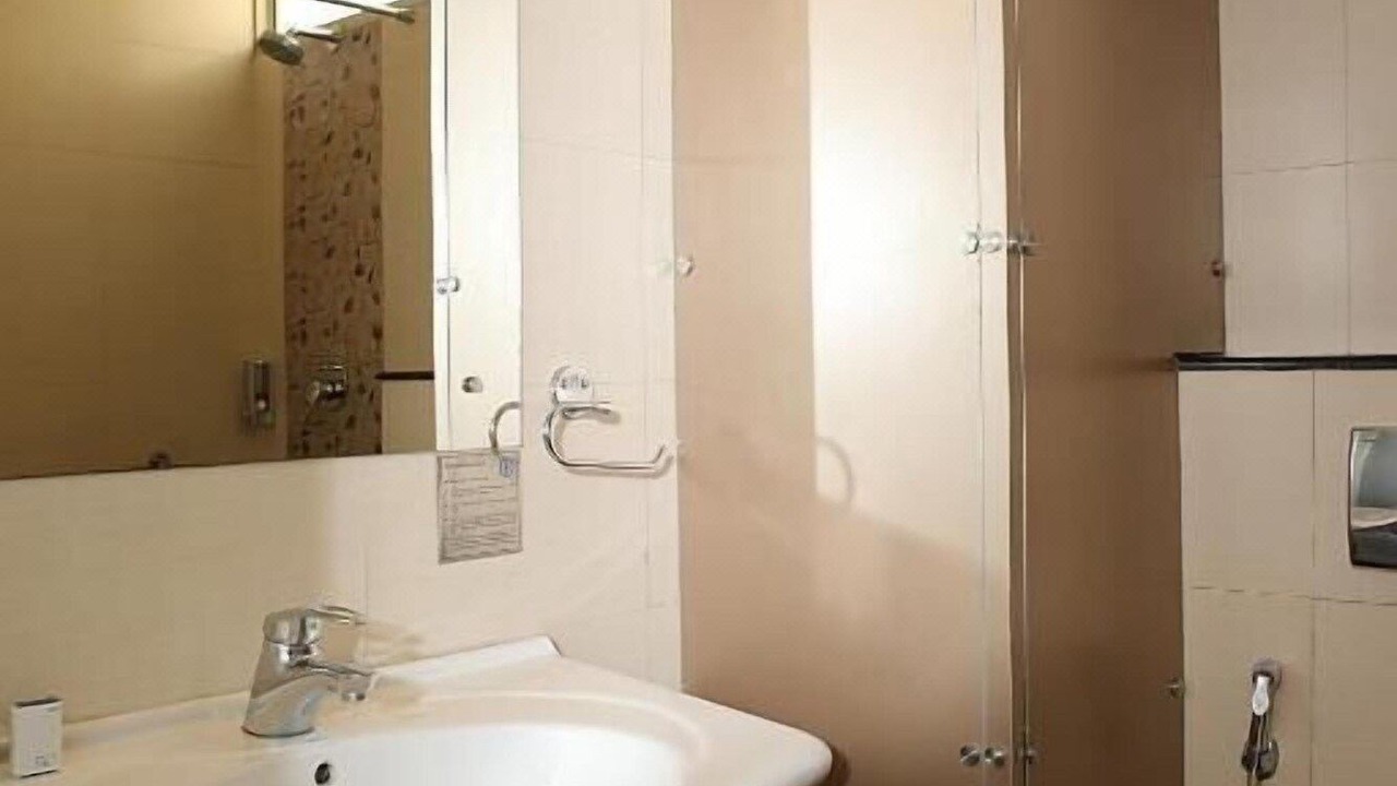 Photo of Bathroom in DLF City