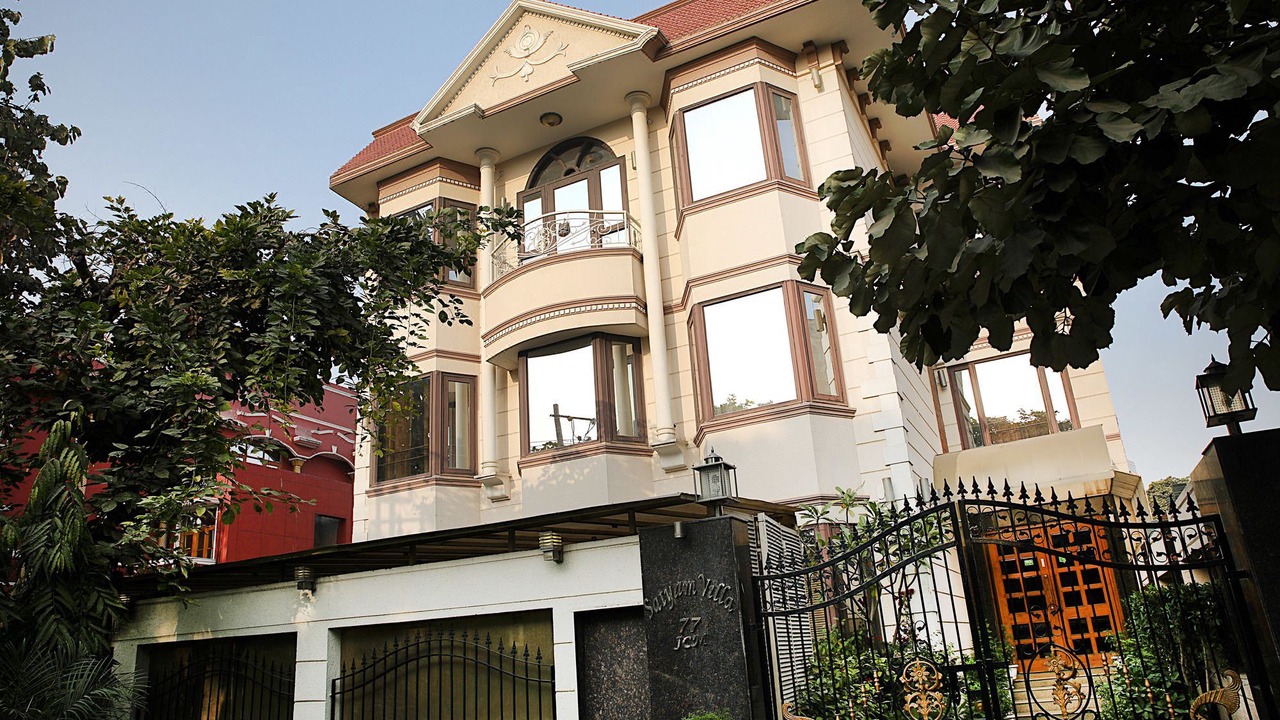 Photo of Buildings in DLF City