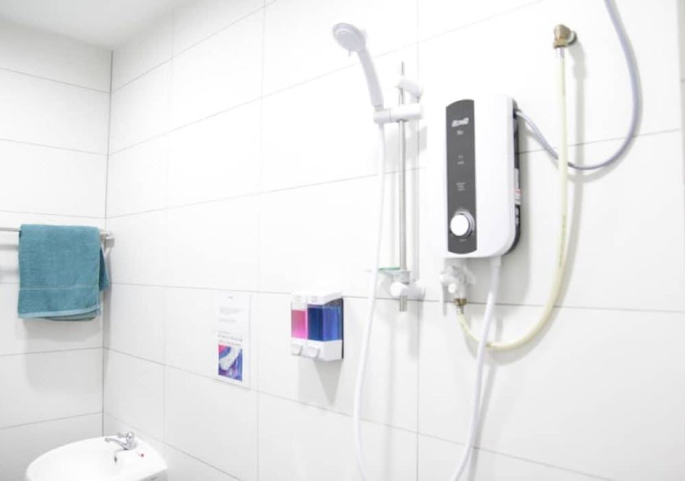 Photo of Bathroom in Kampung Masjid Baharu