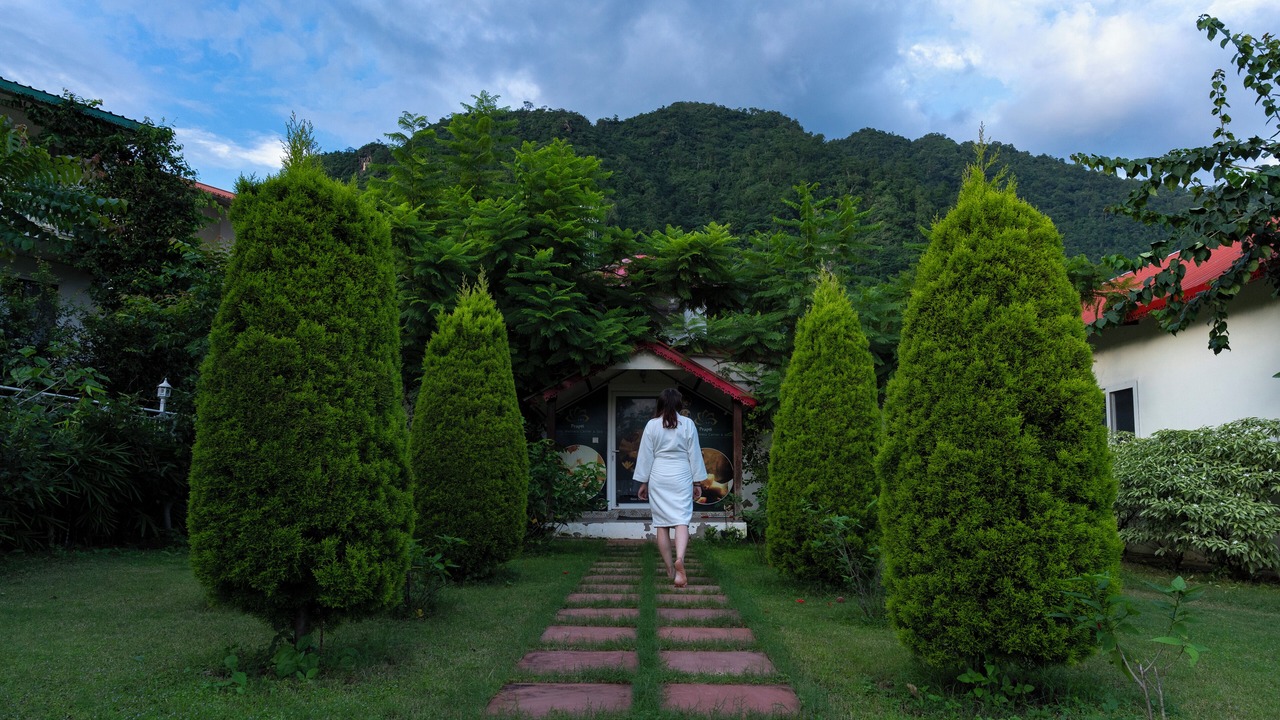 Photo of Outdoor in Sirala
