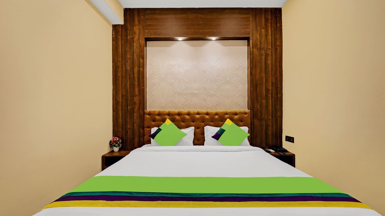 Photo of Bedroom in Paltan Bazaar