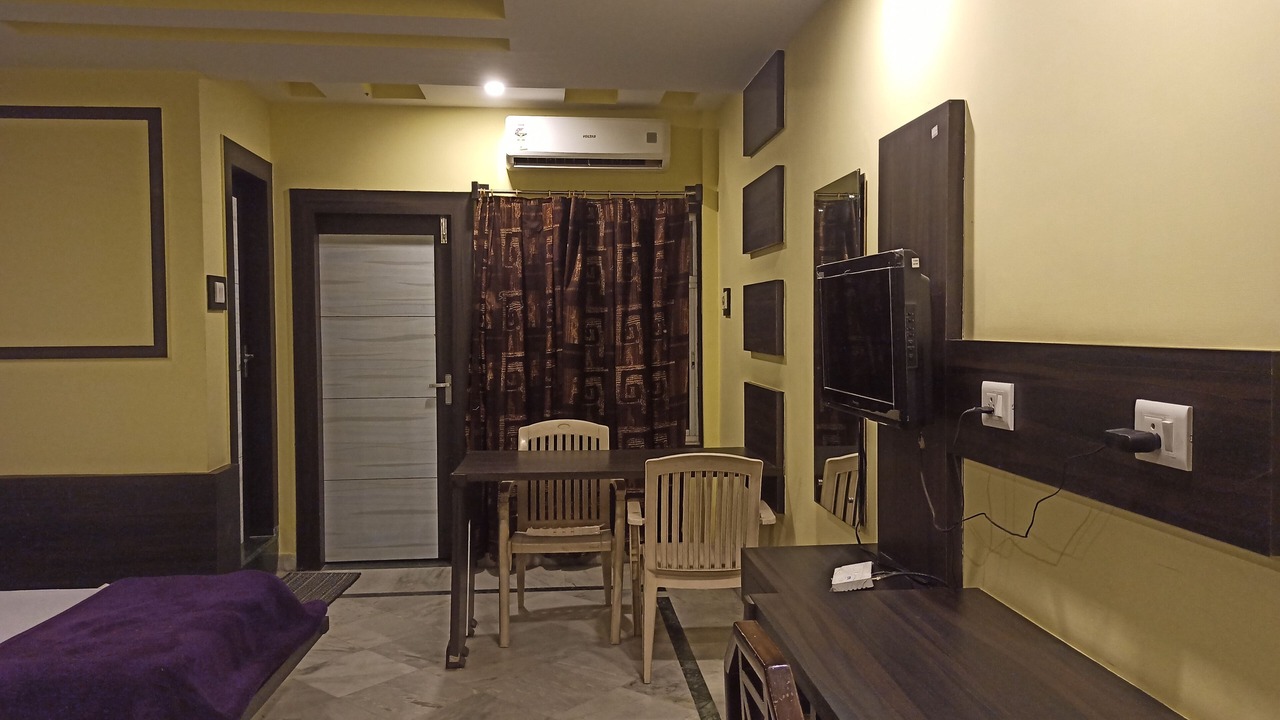 Photo of Bedroom in Tinsukia
