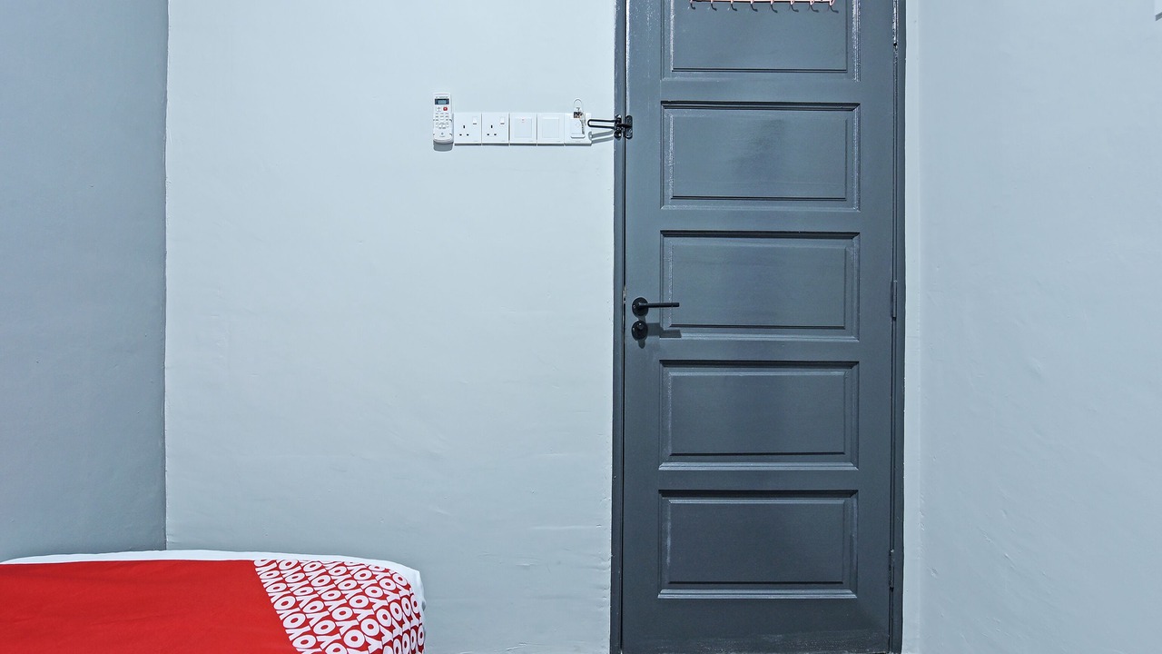 Photo of Bedroom in Paka