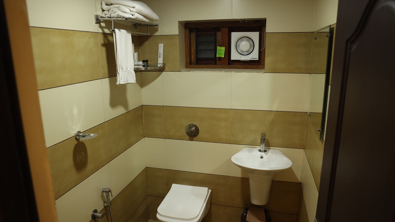 Photo of Bathroom in Hosdurg