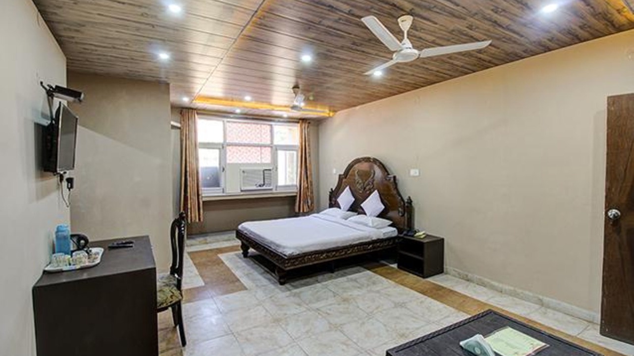 Photo of Bedroom in Kalka