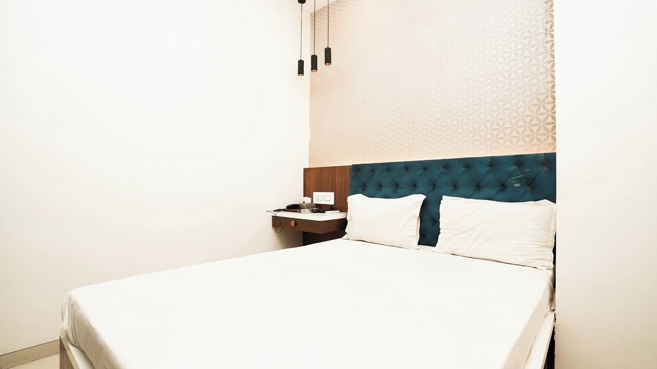Photo of Bedroom in Goregaon East