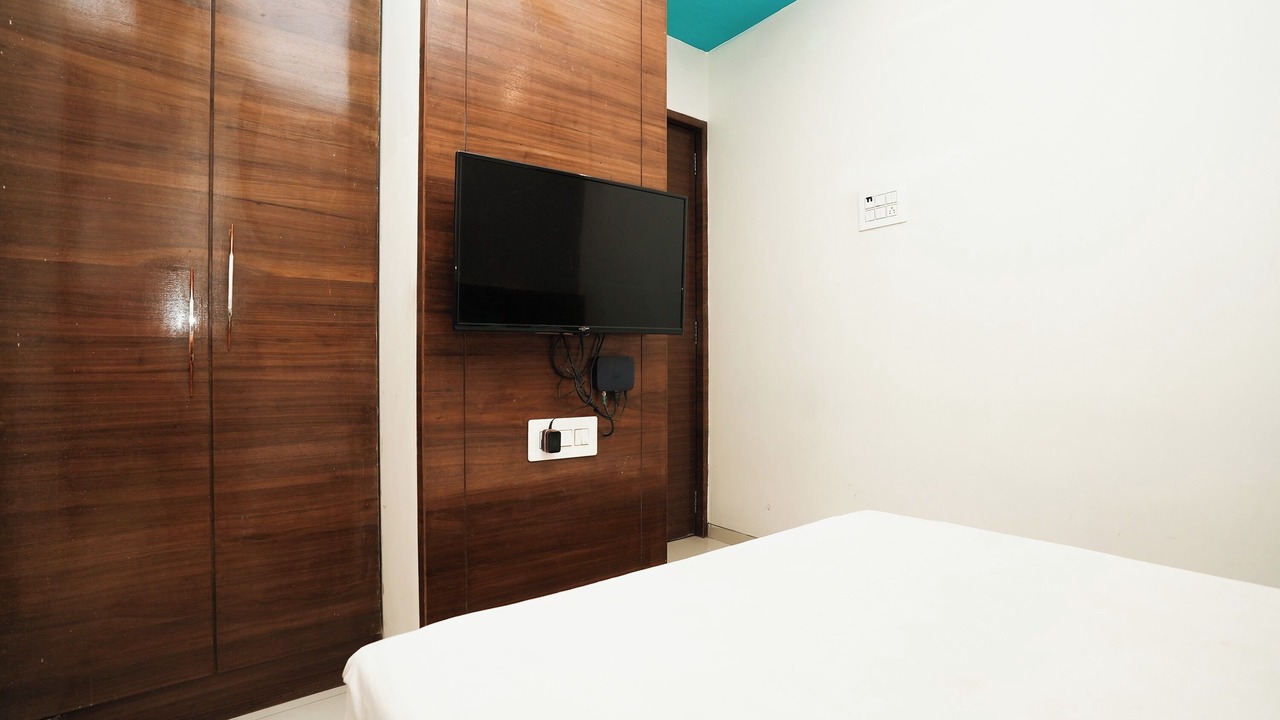 Photo of Bedroom in Goregaon East