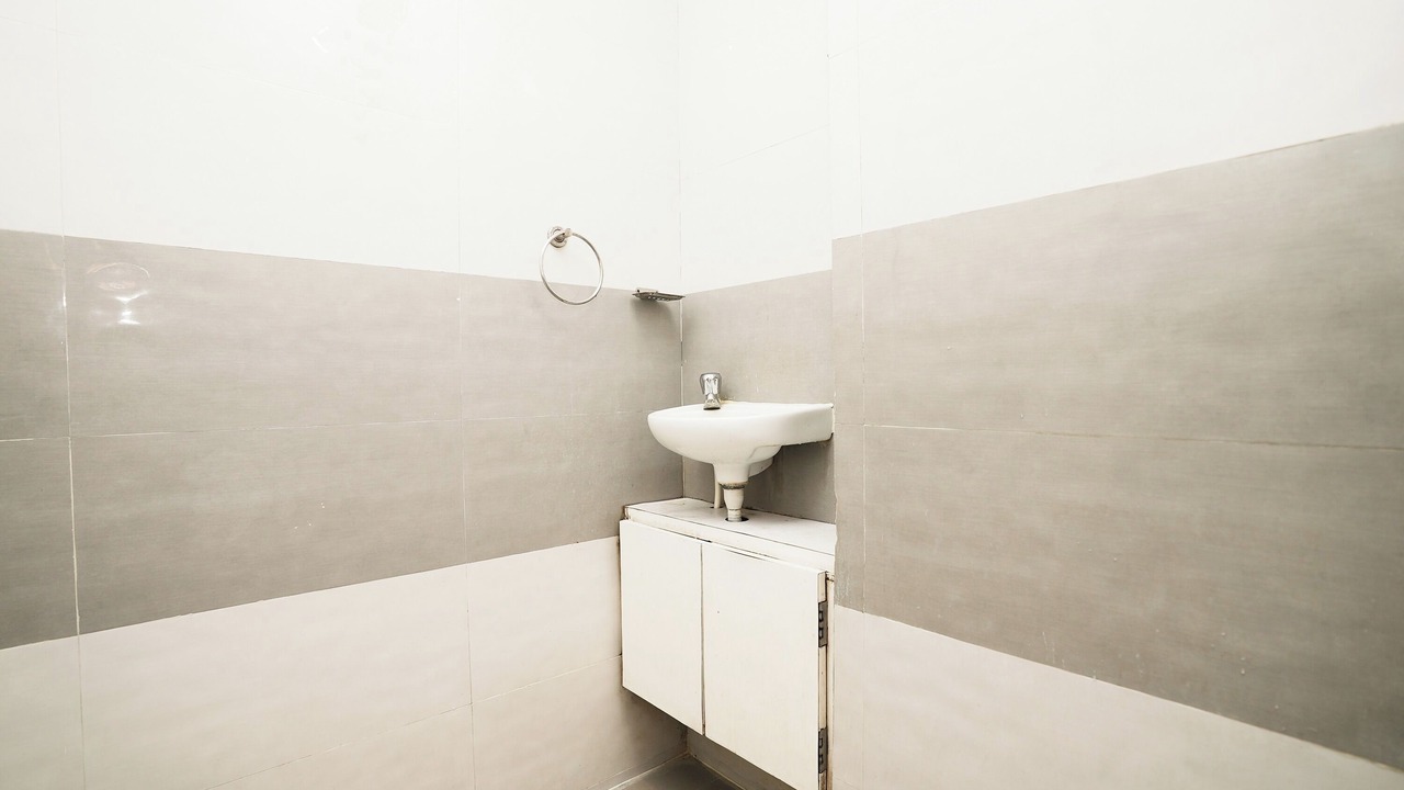 Photo of Bathroom in Goregaon East