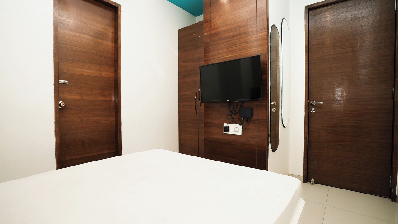 Photo of Bedroom in Goregaon East