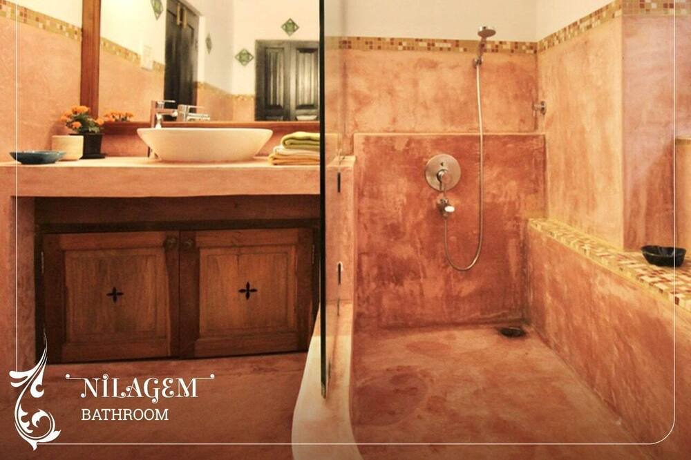 Photo of Bathroom in Aradi Socorro