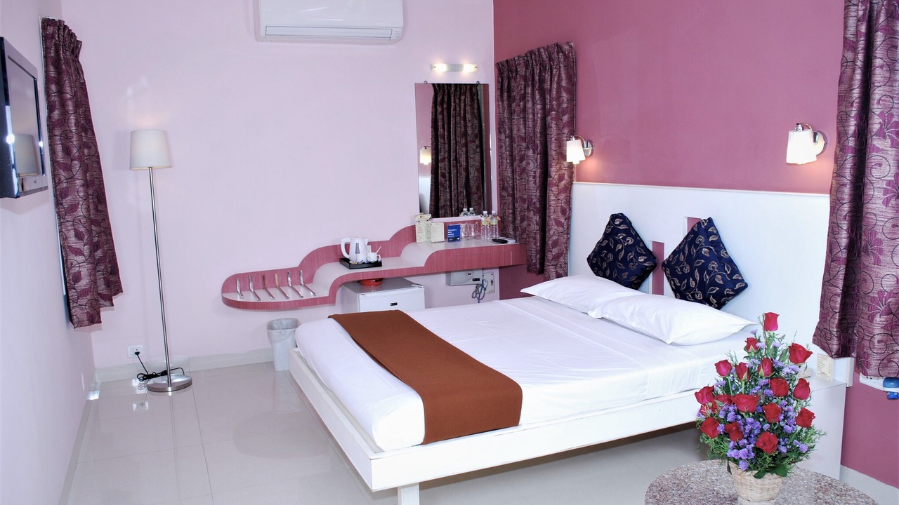 Photo of Bedroom in Egmore