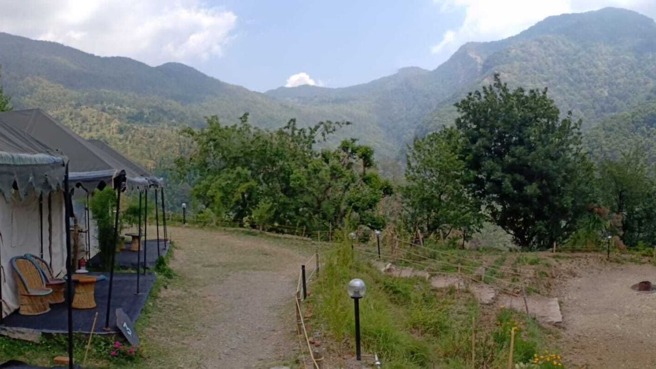 Photo of Bedroom in Naina Range