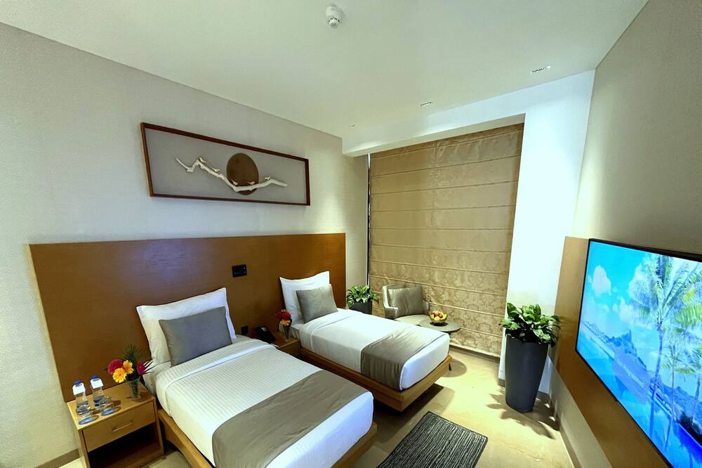 Photo of Bedroom in Alipur
