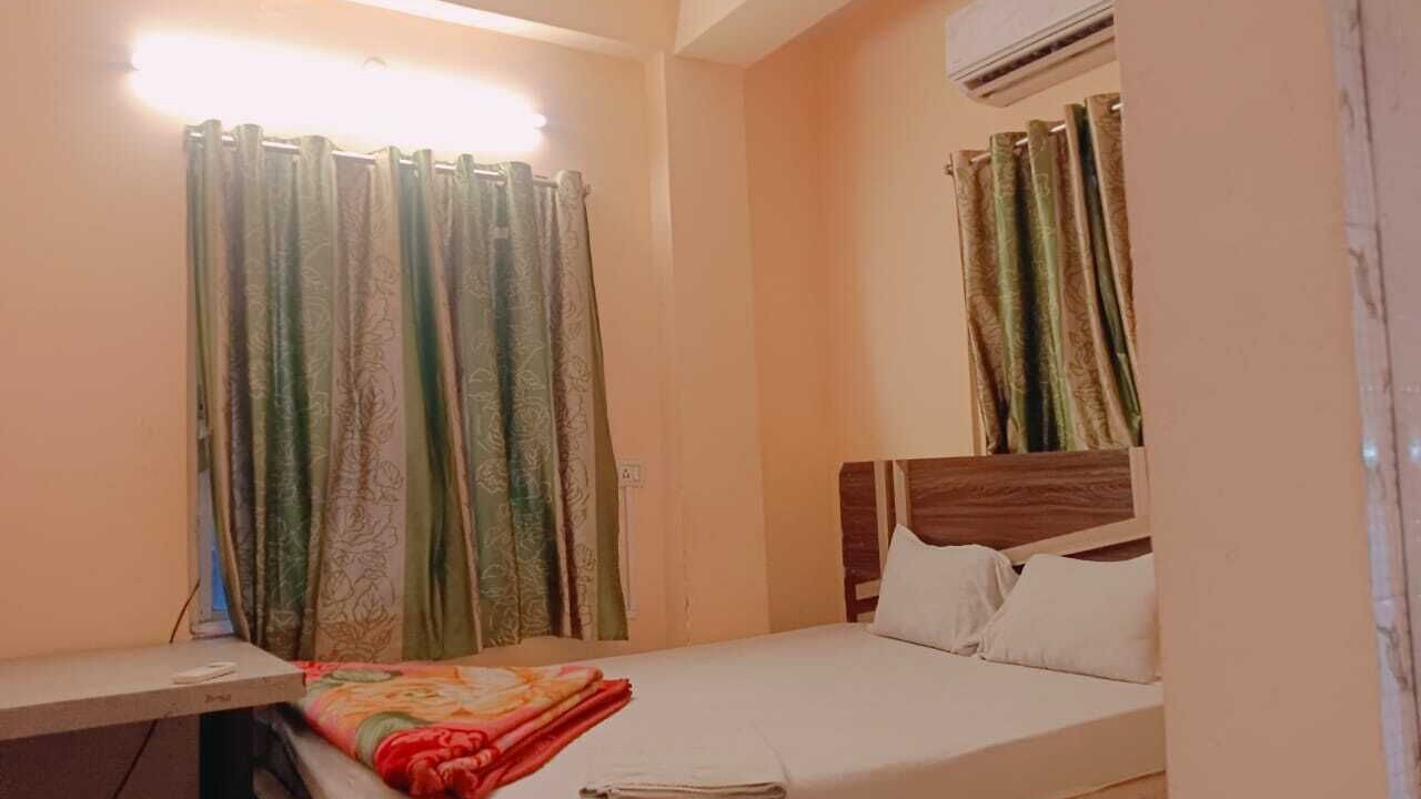 Photo of Bedroom in Kalighat