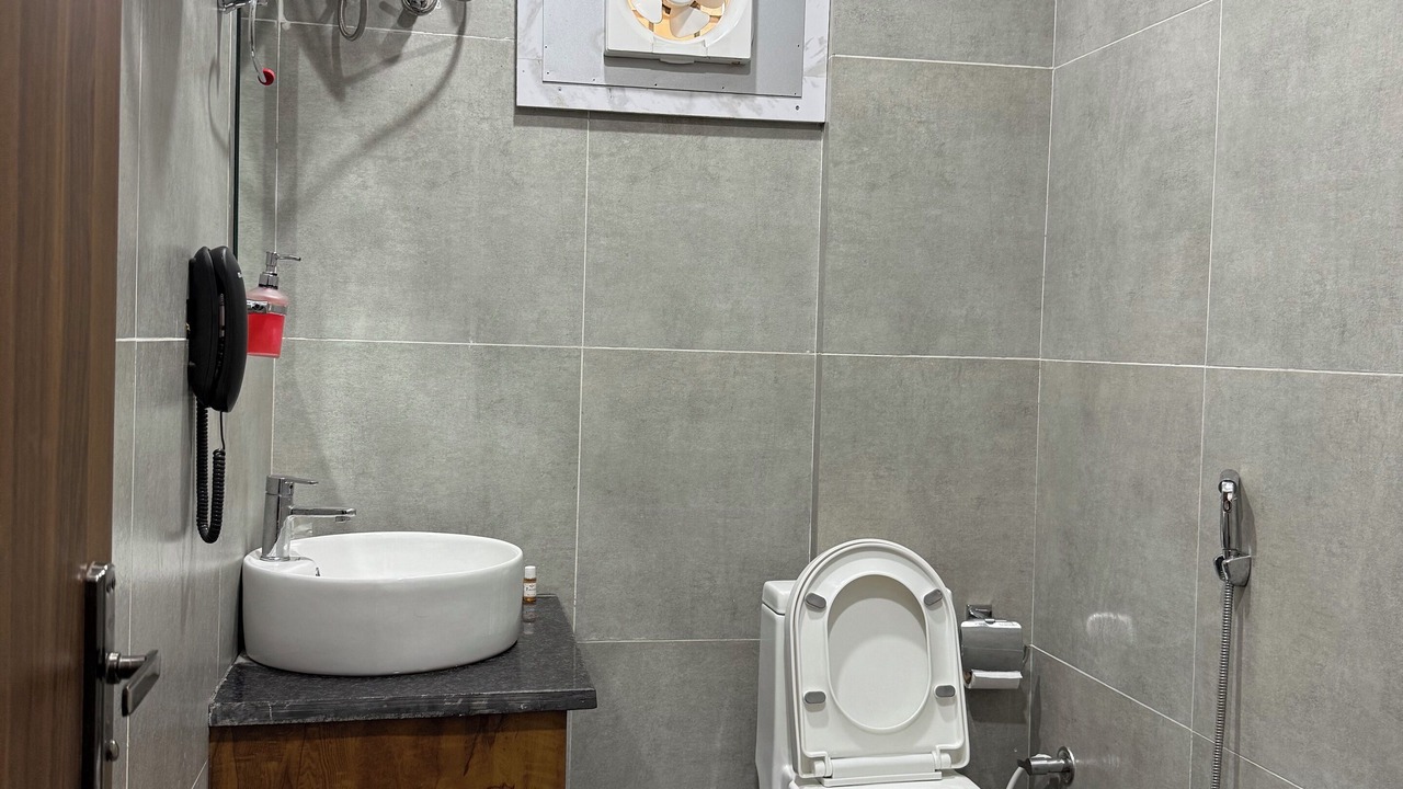 Photo of Bathroom in Geeta Nagar