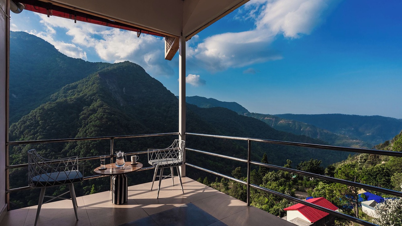 Photo of Patio Balcony in Naina Range