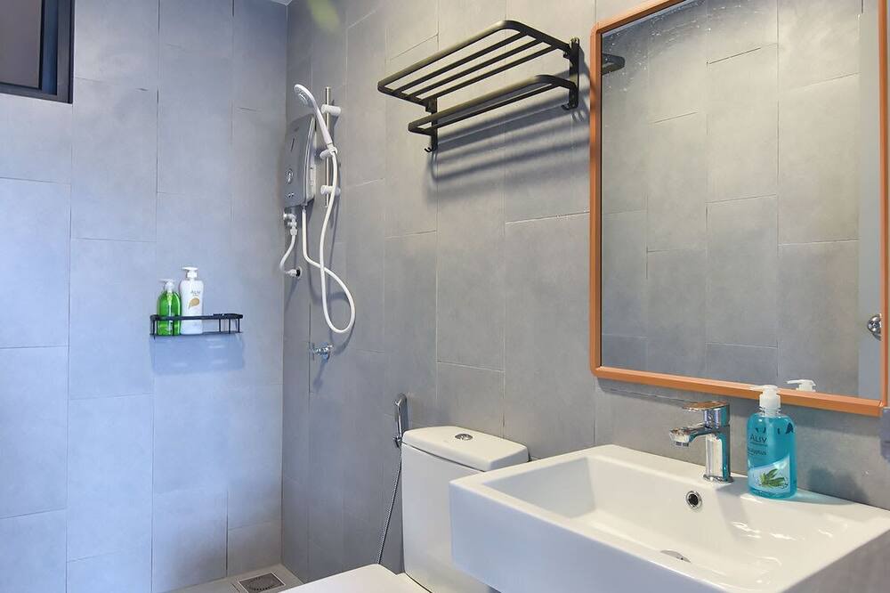 Photo of Bathroom in Taman Pertama