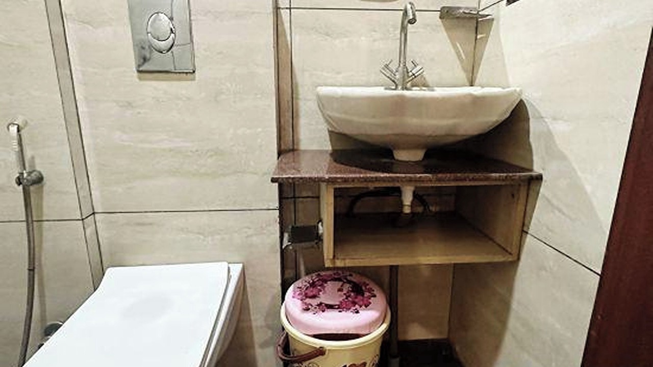 Photo of Bathroom in Jasola