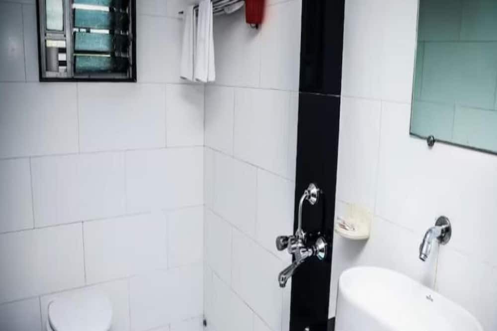 Photo of Bathroom in Airoli