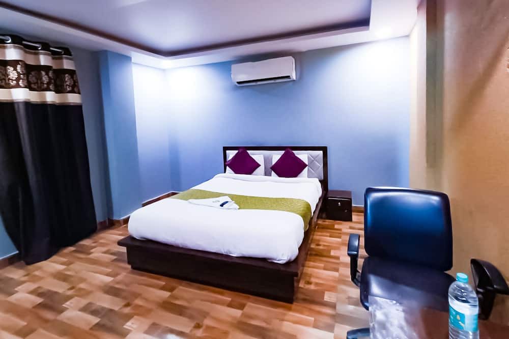 Photo of Bedroom in Sector 27