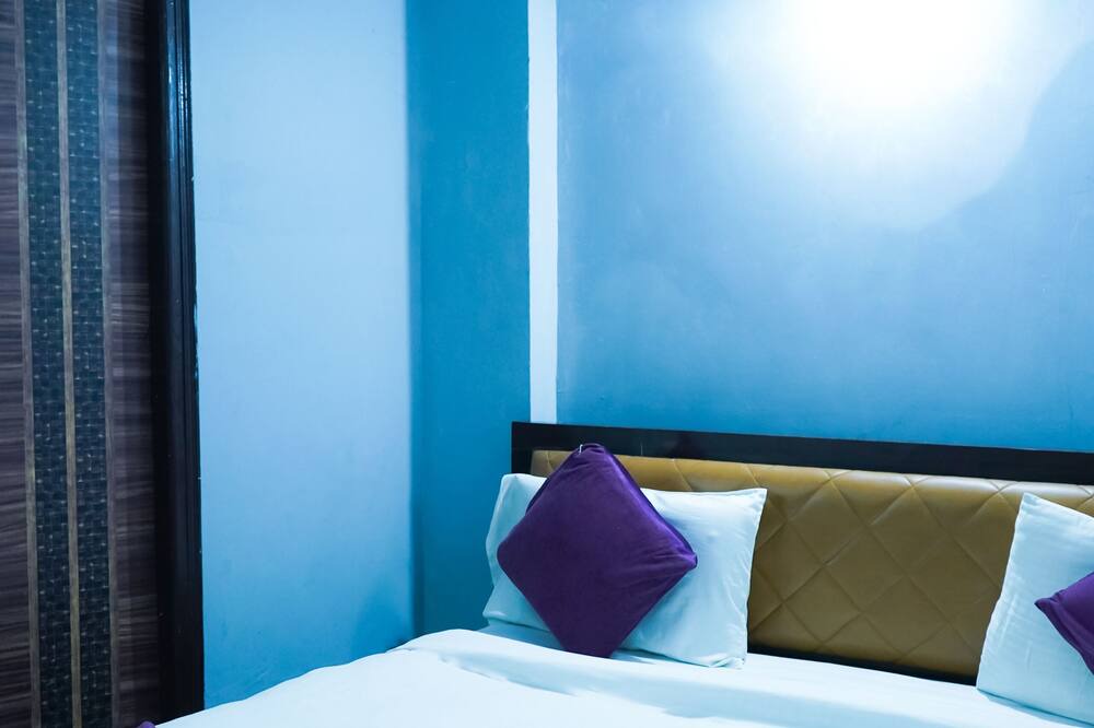 Photo of Bedroom in Sector 27