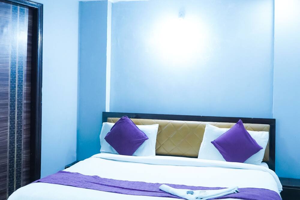 Photo of Bedroom in Sector 27