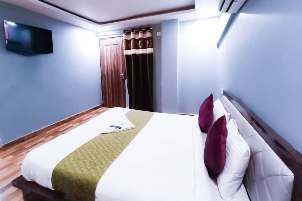Photo of Bedroom in Sector 27
