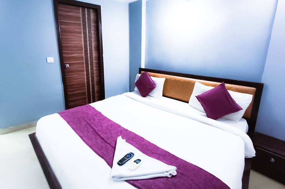 Photo of Bedroom in Sector 27
