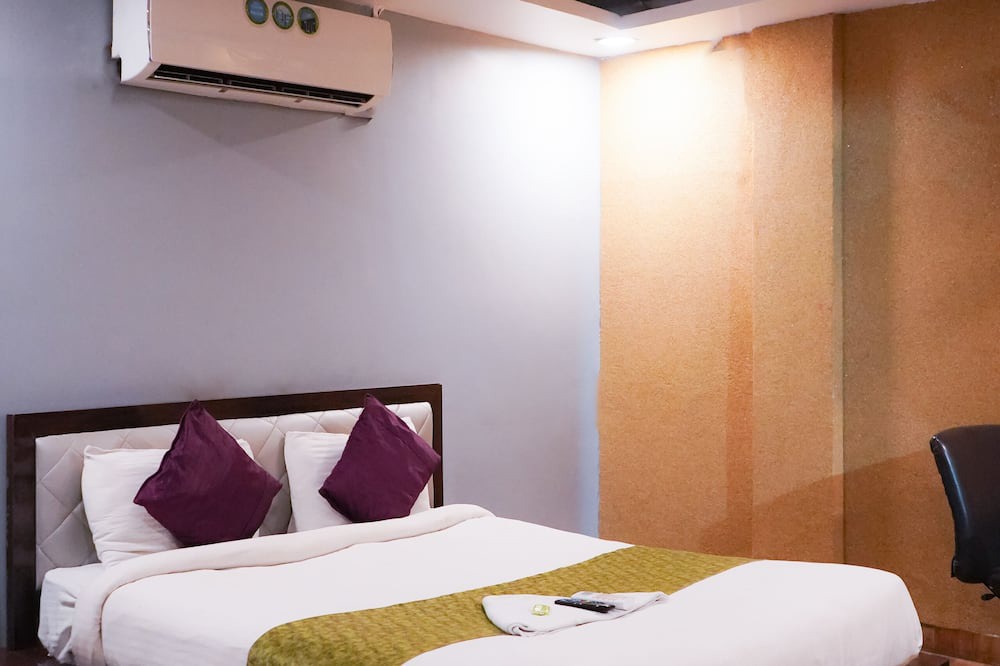 Photo of Bedroom in Sector 27