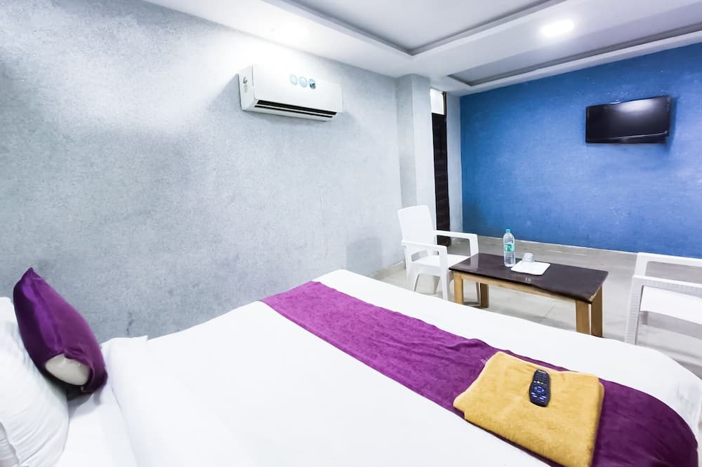 Photo of Bedroom in Sector 27