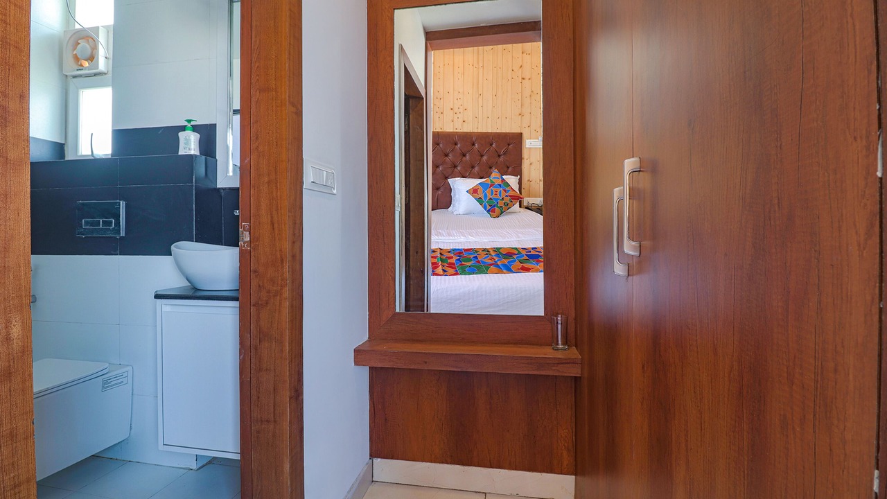 Photo of Bedroom in Danapur