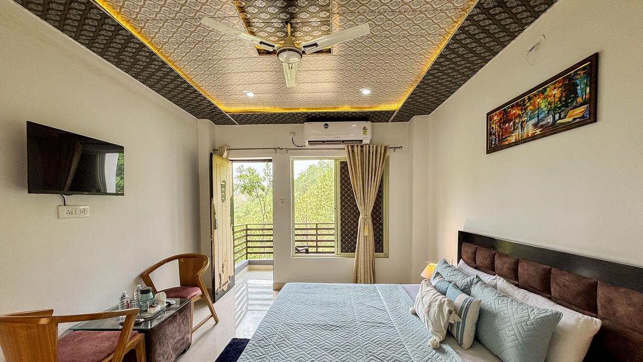 Photo of Bedroom in Lansdowne