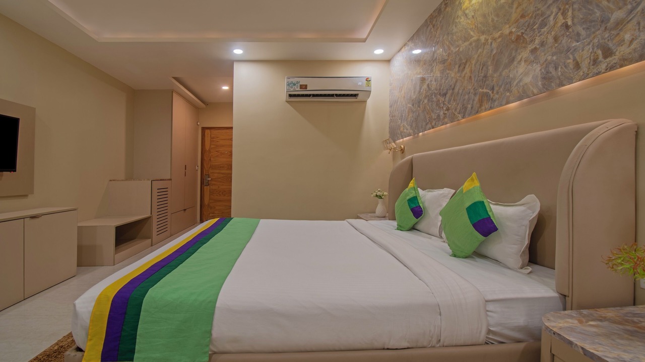 Photo of Bedroom in Sector 51