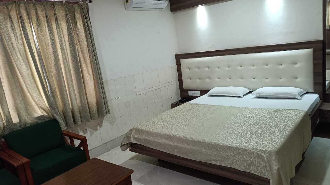 Photo of Bedroom in Paltan Bazaar