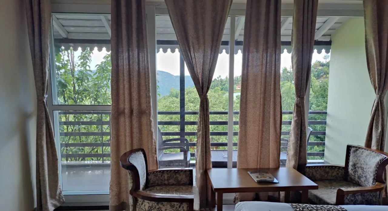 Photo of Bedroom in Mukteshwar