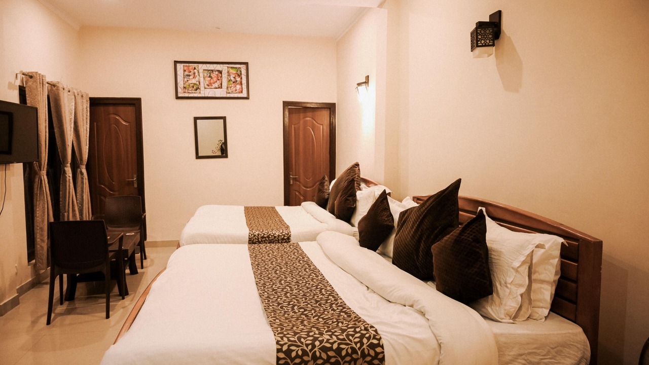 Photo of Bedroom in Mukteshwar