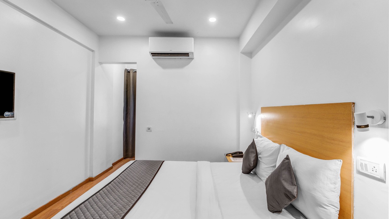 Photo of Bedroom in Thoraipakkam