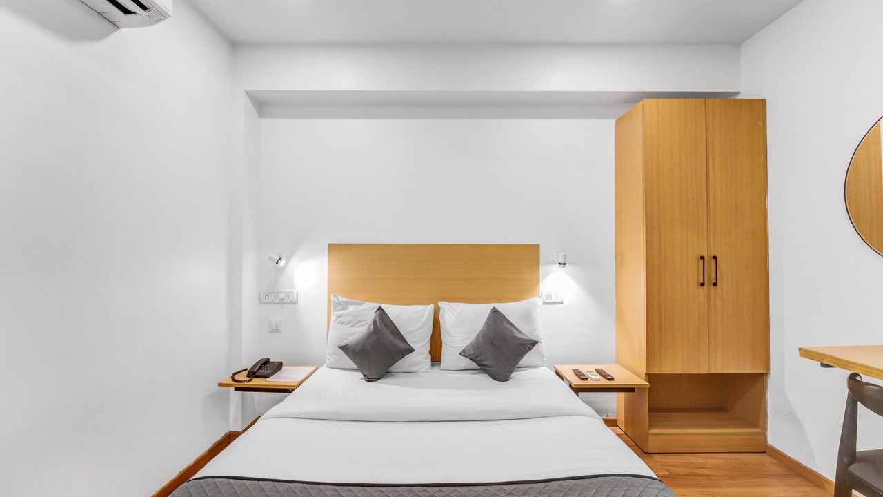 Photo of Bedroom in Thoraipakkam