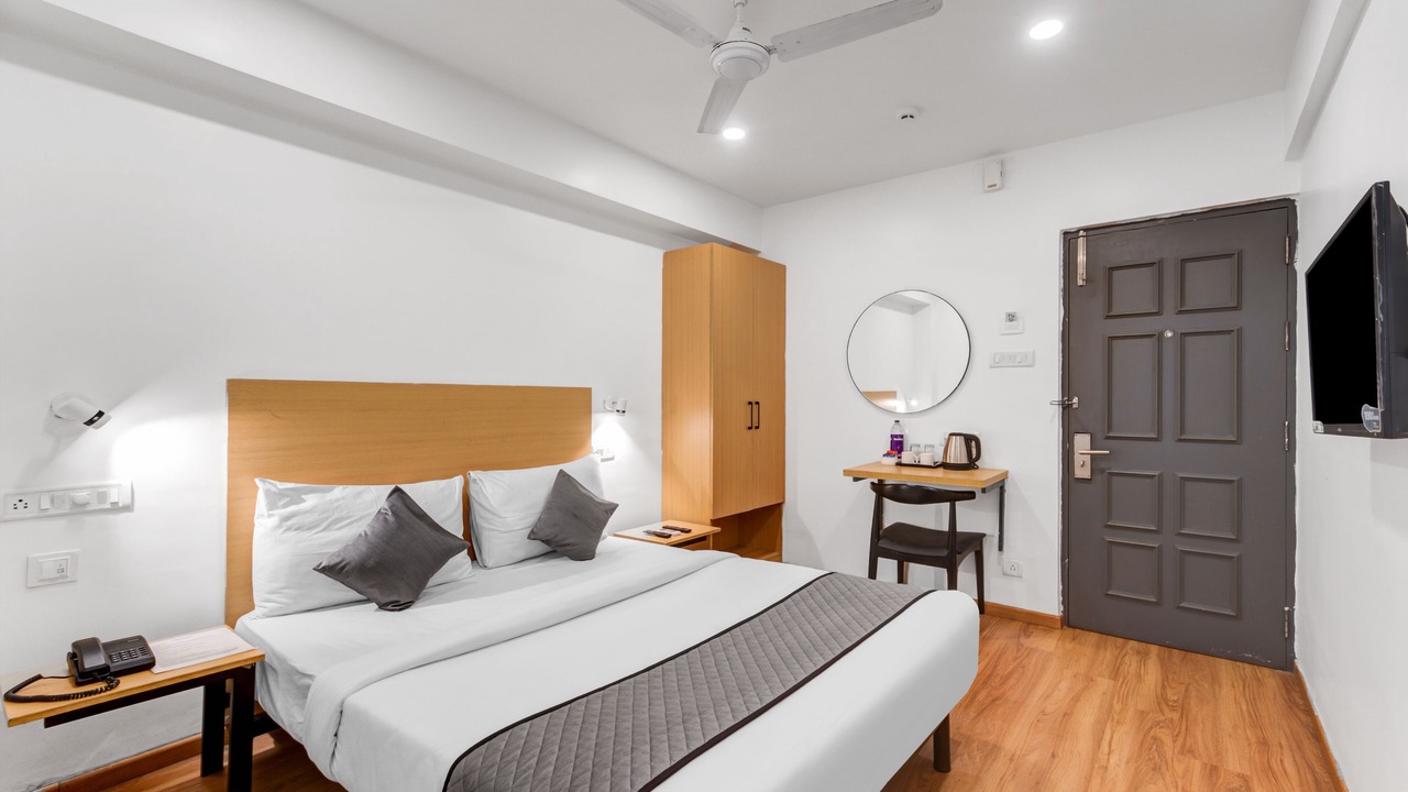Photo of Bedroom in Thoraipakkam