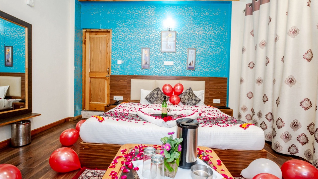 Photo of Bedroom in Jagatsukh