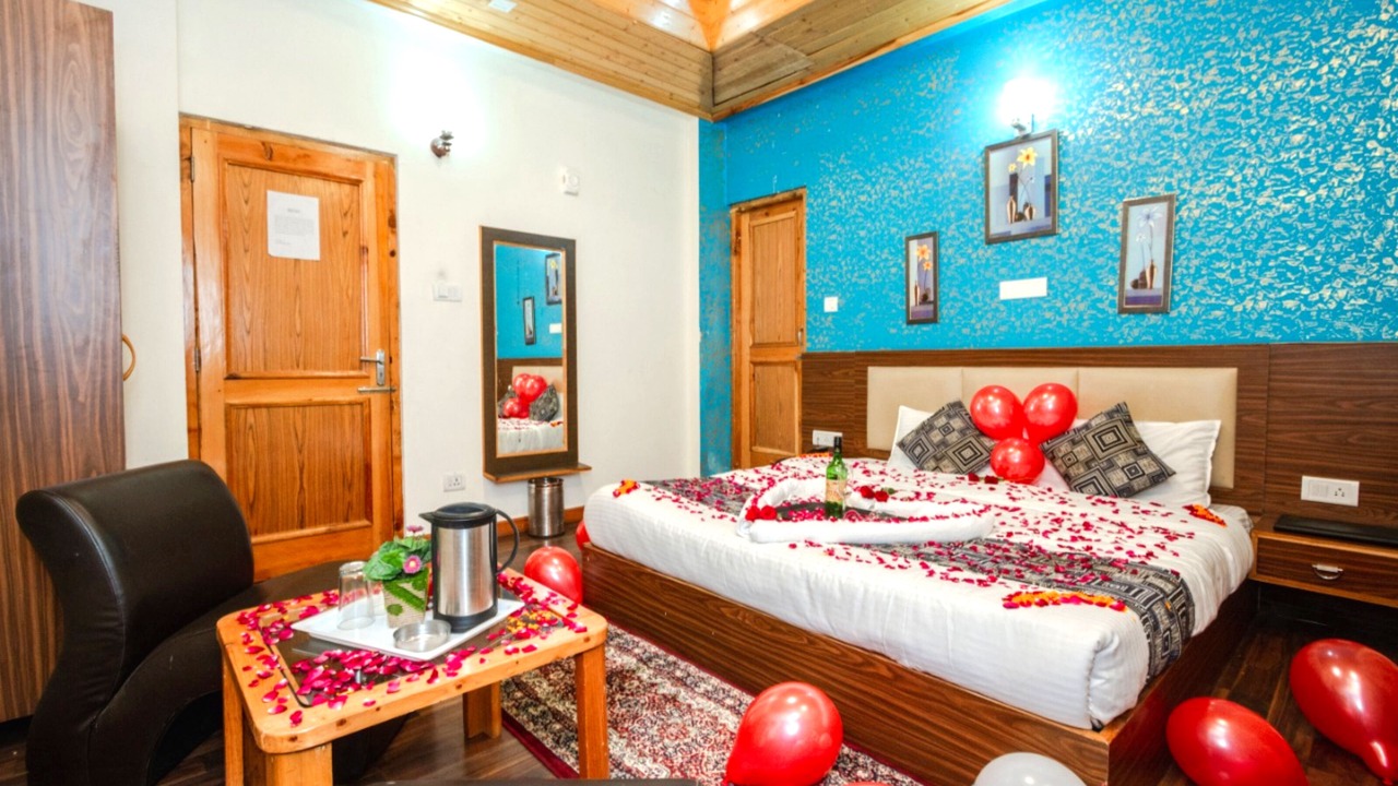 Photo of Bedroom in Jagatsukh