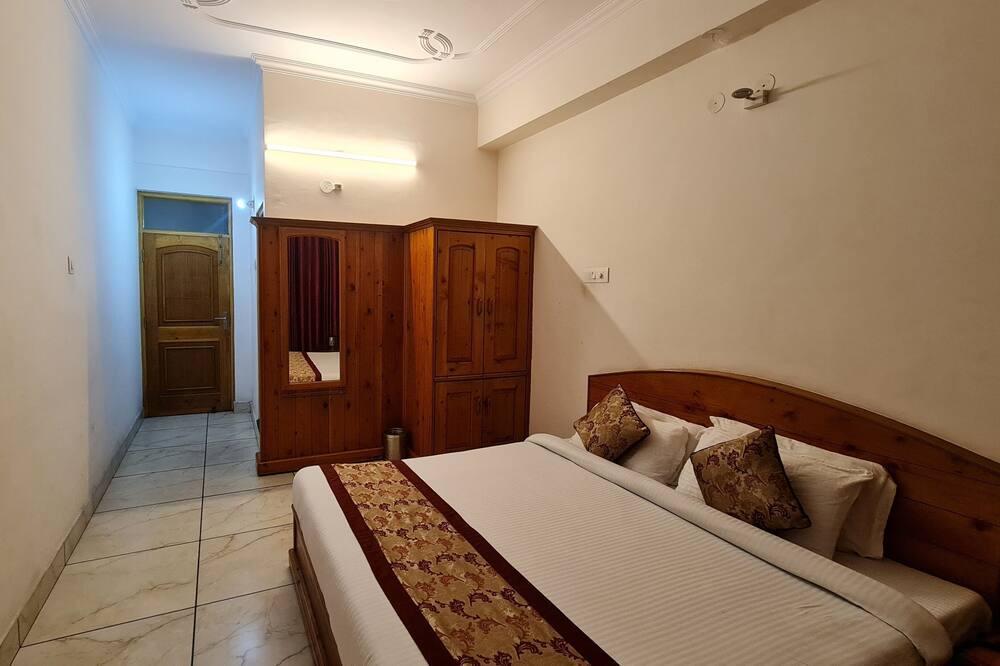 Photo of Bedroom in Jadrangal