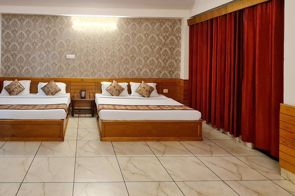 Photo of Bedroom in Jadrangal