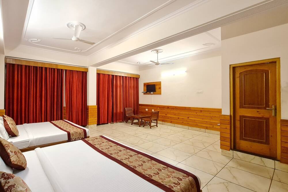 Photo of Livingroom in Jadrangal