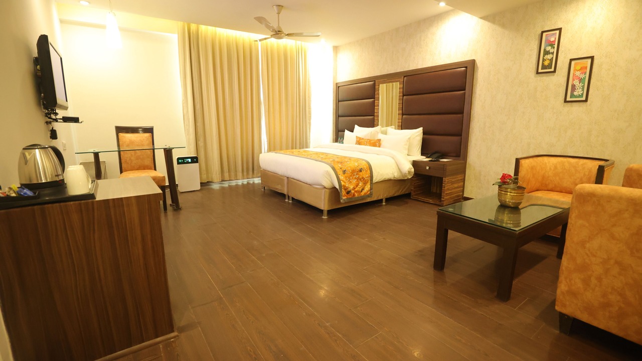 Photo of Bedroom in Sector 14