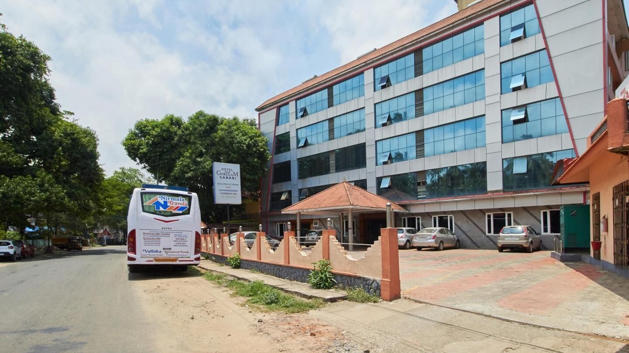 Photo of Outdoor in Kuppaayil