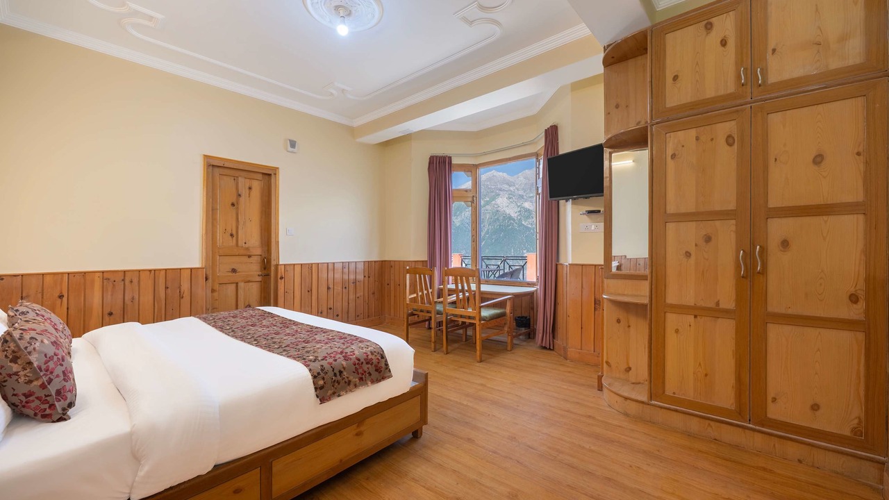 Photo of Bedroom in Kalpa