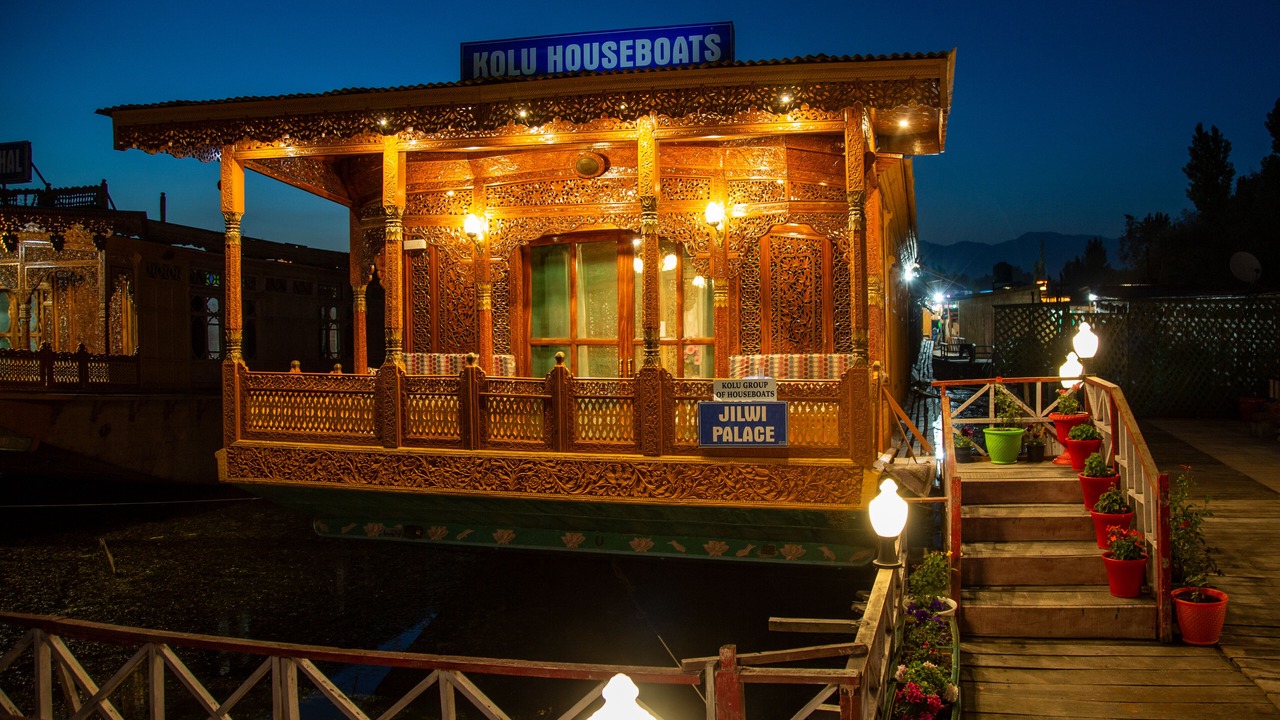 Photo of Outdoor in Dal Lake