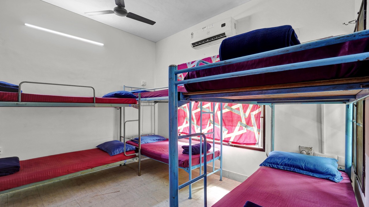 Photo of Bedroom in Ekkatuthangal