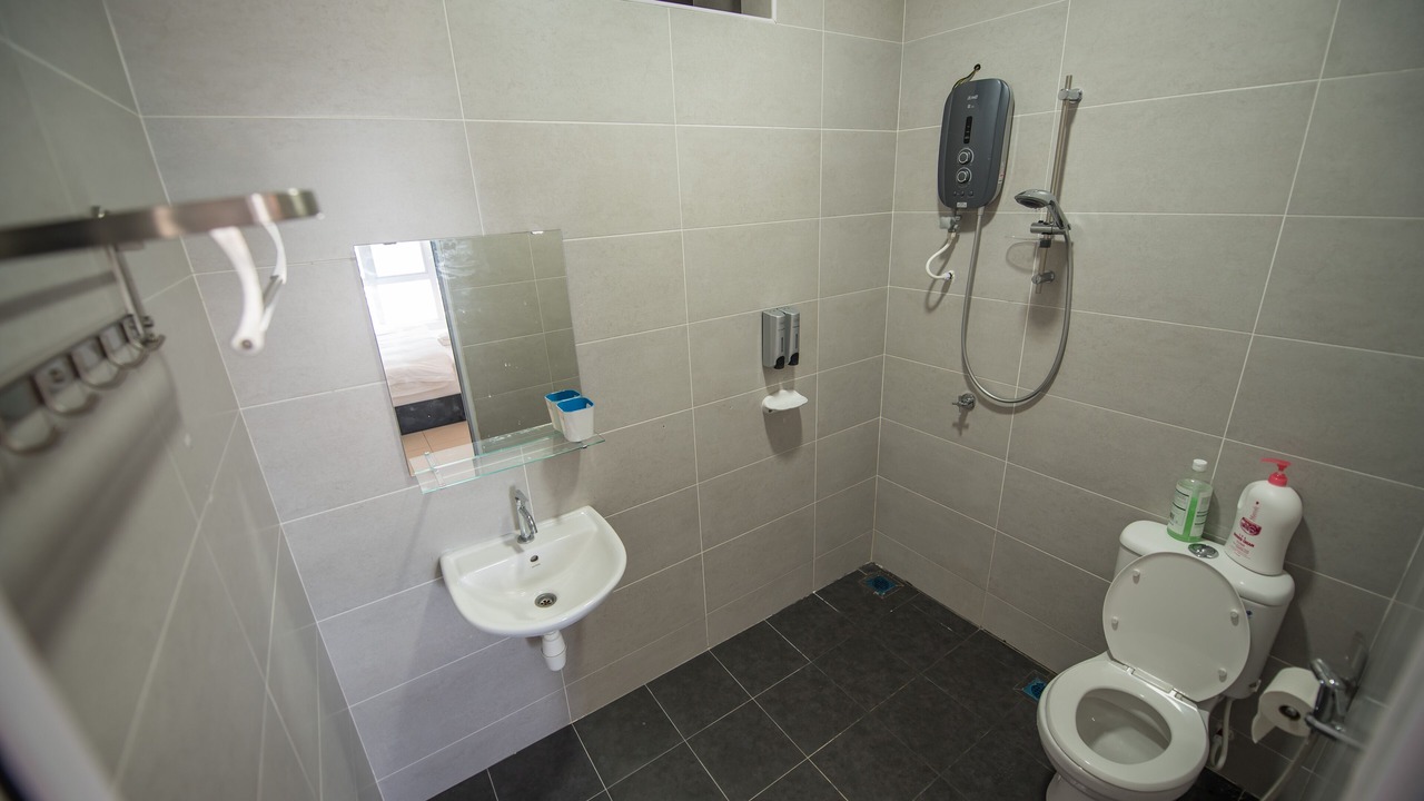 Photo of Bathroom in Bandar Perda